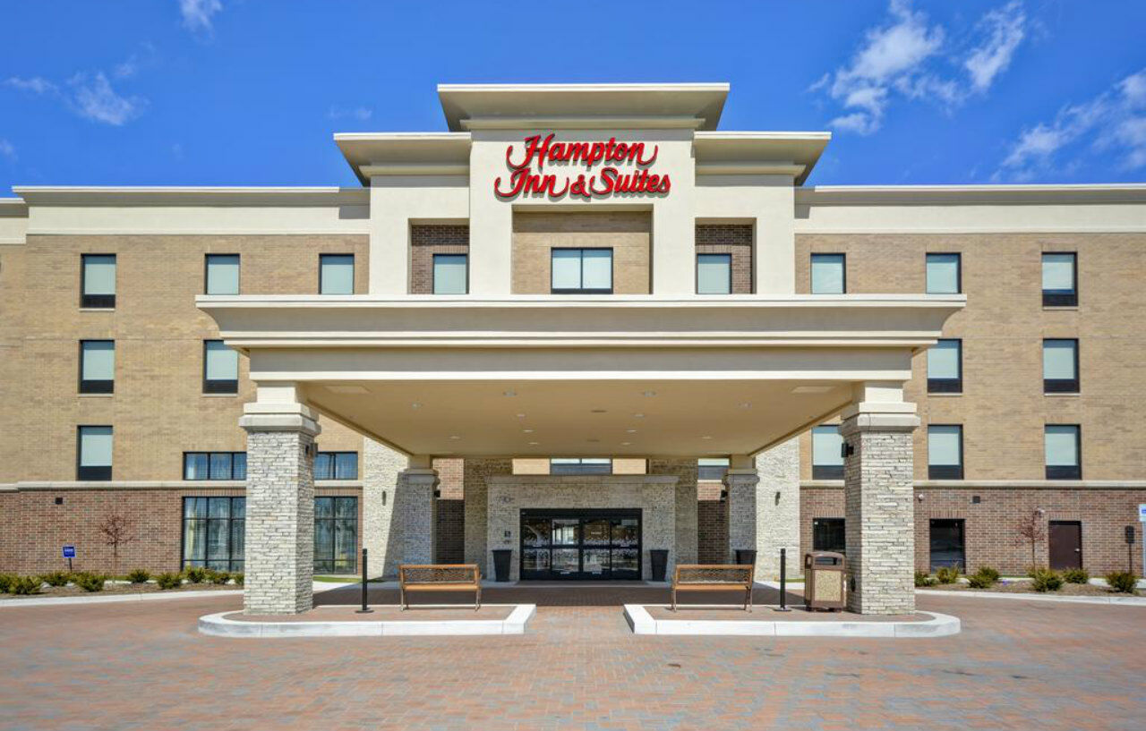 Hampton Inn & Suites Detroit/Warren Exterior photo